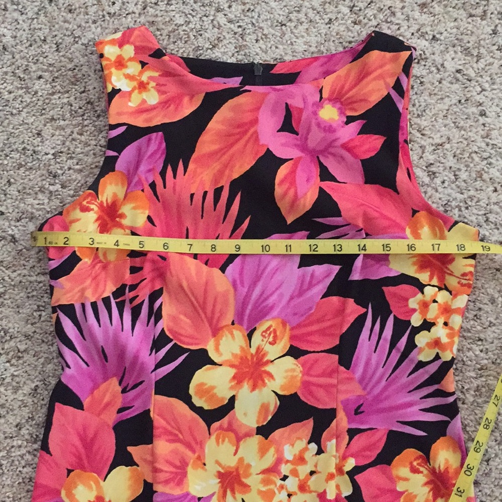 🌴Tropical print dress🌴 - Picture 5 of 8
